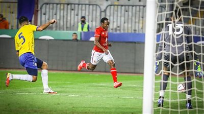 عاجل - بيرسي تاو يصعق شباك الإسماعيلي بالهدف الثالث (فيديو)