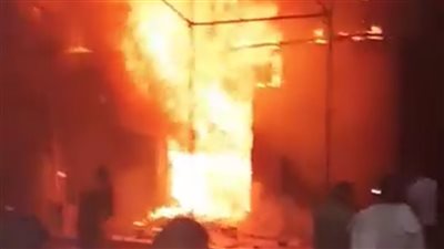 إخماد حريق اندلع في محل تجاري ببولاق الدكرور