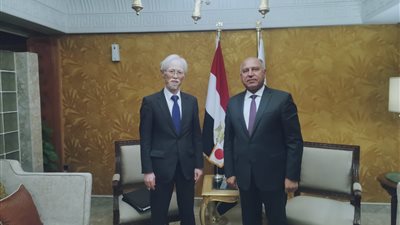 السفير الياباني بالقاهرة: تطوير قطاع النقل يسير بسرعة كبيرة