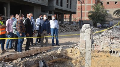 محافظ القليوبية يتفقد عددا من مشروعات مدينة طوخ (صور)