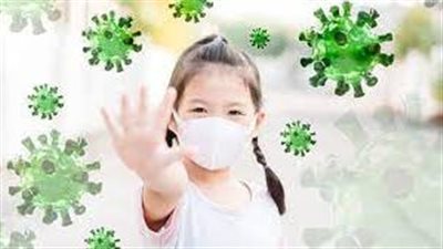 باحث في علم الفيروسات يكشف مفاجأة حول إصابة الأطفال بكورونا (فيديو)