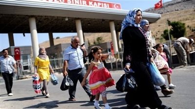 أنقرة ترحل لاجئين سوريين بسبب أكل الموز