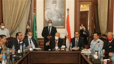 الهيئة العليا للوفد تفوض أبو شقة في اتخاذ اللازم لحماية الحزب