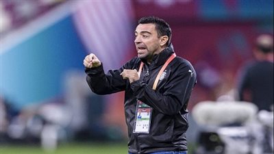 عاجل.. موعد وصول تشافي لقيادة برشلونة