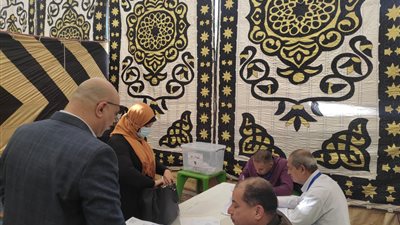 بالصور.. إقبال الناخبين على انتخابات نادي بنها الرياضي