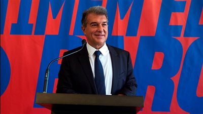 لابورتا يحسم موقفه من التعاقد مع صلاح وليفاندوفسكي