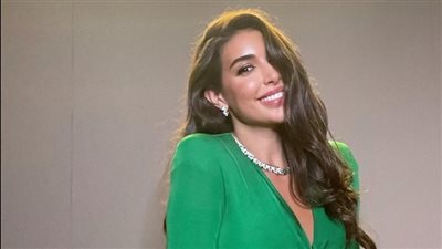 والد ياسمين صبري يحذف منشور تبرأه من زواجها بـ 