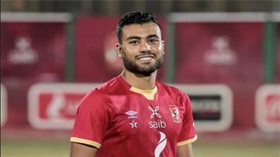 الأهلي يحول باقي قيمة صفقة حسام حسن إلى سموحة