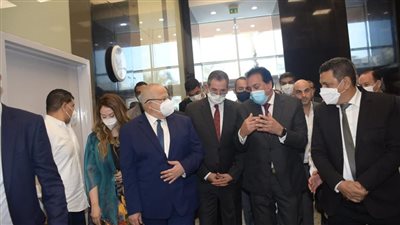 عبدالغفار والخشت يتفقدان الانتهاء من المبنى الجنوبي لمعهد الأورام