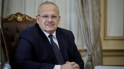رئيس جامعة القاهرة: وحدة علاج المبتسرين الجديدة تعالج 800 طفل مجانًا