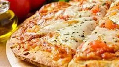 طريقة تحضير عجينة البيتزا.. وصفة سهلة 
