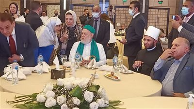 علي جمعة يعلن تدشين مشروع تطوير مساجد آل البيت.. والبدء بمسجد 