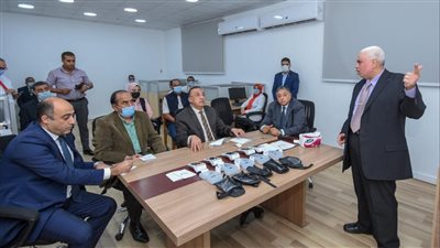 محافظ الإسكندرية يطلق إشارة بدء المرحلة الأولي لمنظومة التذكرة الإلكترونية 