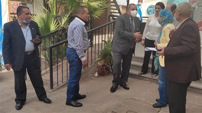 رئيس جامعة حلوان يتفقد كليات الفنون التطبيقية والاقتصاد المنزلي والسياحة 