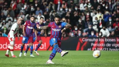 برشلونة يقترب من ضم صفقة نارية