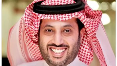 تركي آل الشيخ يروج لـ 