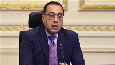 هل يحرم الطلاب غير الملقحين من دخول المدارس؟.. الحكومة تجيب (فيديو)