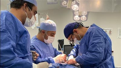 نجاح إصلاح إعوجاج حاد وتشوهات العمود الفقري بمستشفى أبو خليفة للطوارئ والجراحات المتخصصة