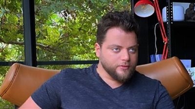 عامر زيان يتصدر المرتبة الأولى في لبنان.. ما علاقة العصفورة؟