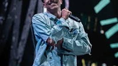 عاجل.. ويجز يتعدى على مراسل صحفي في العرض الخاص لفيلم 