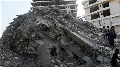 قتلى وفقدأن العشرات بانهيار مبنى في نيجيريا