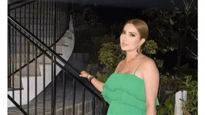 بالأخضر.. نسرين طافش تتألق في أحدث ظهور لها