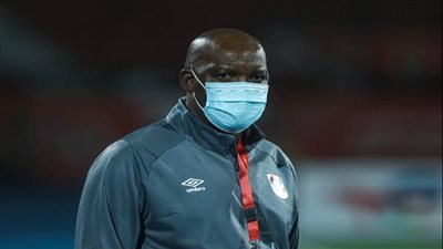 موسيماني يستقر على مهاجم الأهلي ضد الزمالك في الدوري المصري