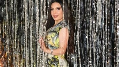 بألوان مبهجة.. عبير صبري تتألق في أحدث جلسة تصوير 