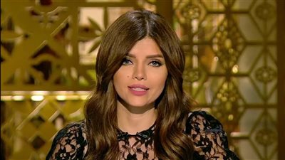 عودة إيمان الحصري إلى مصر بعد إجراء عملية دقيقة.. وريهام سعيد تعلق 