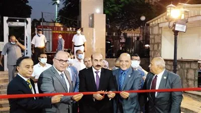 محافظ أسوان يفتتح المعرض الثانى للكتاب (صور)