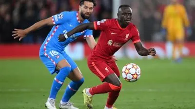 طرد نجم أتلتيكو مدريد أمام ليفربول.. وسيميوني في ورطة