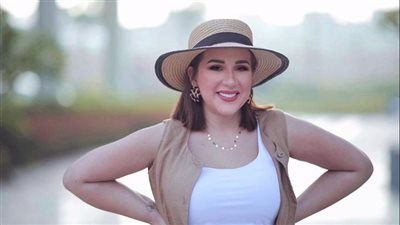 أسما شريف منير برفقة ابنتها في أحدث ظهور عبر 