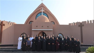 الكنيسة الأسقفية تختتم خلوة القساوسة والخدام بدير الأنبا بيشوي 