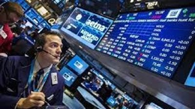 الأسهم الأوروبية تنهي الأسبوع مرتفعة بدعم من أسهم شركات السياحة