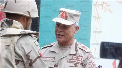 مساعد وزير الدفاع يتفقد العملية الانتخابية بالدقي في يومها الأخير (فيديو وصور)