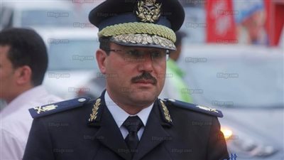 نائب مدير مرور الجيزة يتفقد محيط اللجان الانتخابية (صور وفيديو)