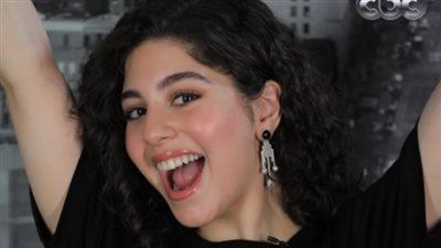 محمد موسى عن رفع مايان السيد ذراعها: 