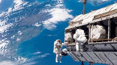 مصر أول دولة في العالم تضع كاميرا تصوير بمحطة الفضاء الدولية (فيديو)