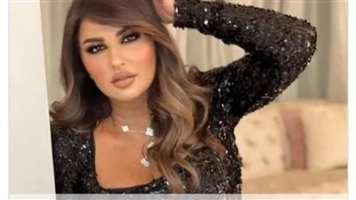 إطلالة جريئة لشذى حسون عبر 