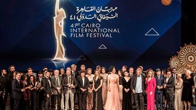 كريم عبد العزيز ونيللي ورئيس مهرجان كان أبرز المكرمين بمهرجان القاهرة السينمائي 