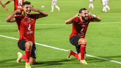 عاجل.. الأهلي يحسم ملف تجديد عقد على معلول