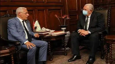 وزير الزراعة يستقبل الأمين العام لجائزة خليفة الدولية لنخيل التمر والابتكار الزراعي