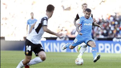 فالنسيا يخطف تعادل مُثير من أتليتكو مدريد في الدوري الإسباني