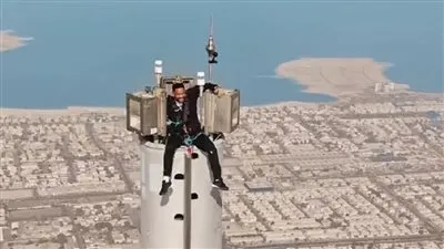 ويل سميث يتسلق برج خليفة خلال تصوير Best Shape of My Life
