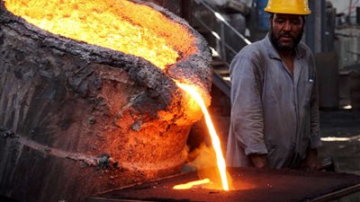هل يحتاج قطاع الحديد والصلب طرح رخص إنتاج جديدة؟