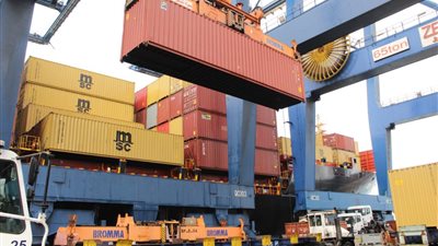 تعرف على حجم تداول البضائع بميناء الإسكندرية خلال الـ 48 ساعة الماضية 