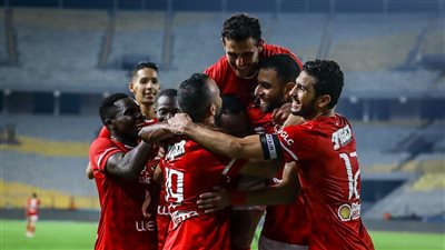 الفيراري الذهبي.. أخر تطورات تجديد عقد نجم الأهلي