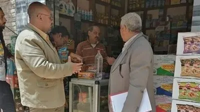 حماية المستهلك بسوهاج تحرر 14 محضرا بمركز البلينا