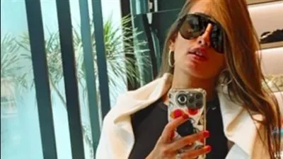 زينة بإطلالة كاجوال أنيقة في أحدث ظهور