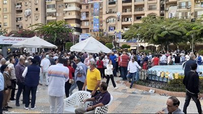 إقبال كثيف على انتخابات نادي طنطا الرياضي (صور)